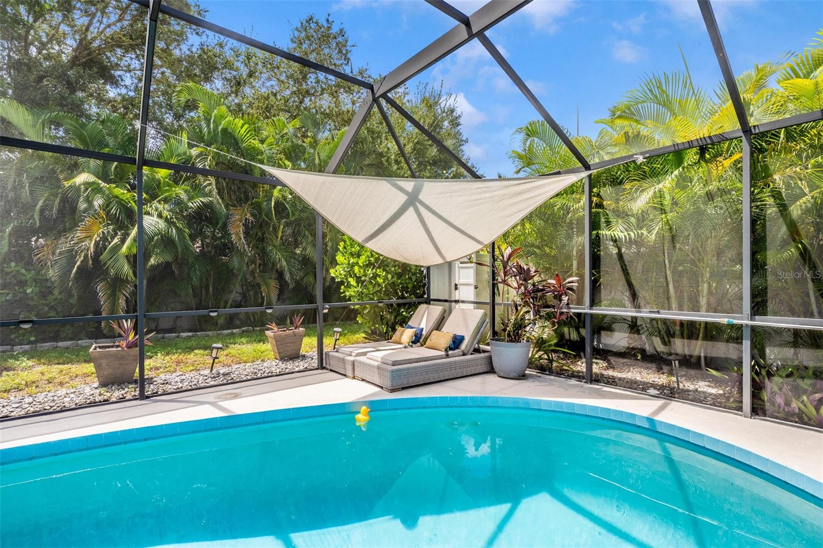 Image 37 of 47 For 2920 Captiva Drive