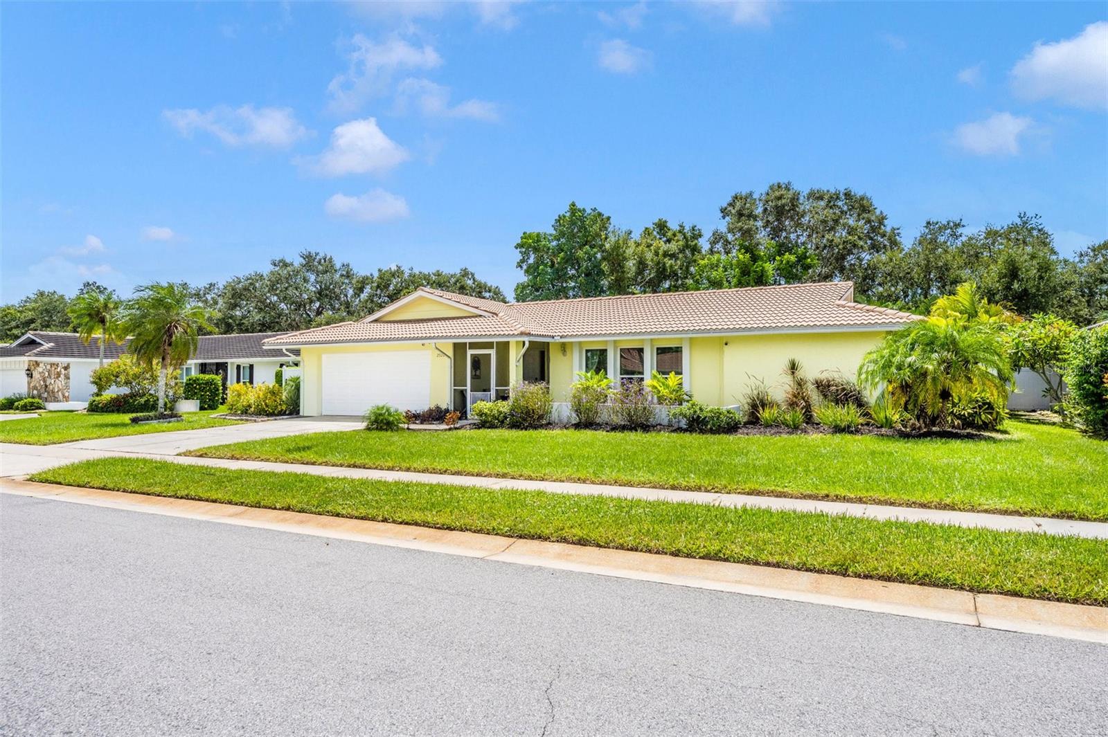 Image 46 of 47 For 2920 Captiva Drive