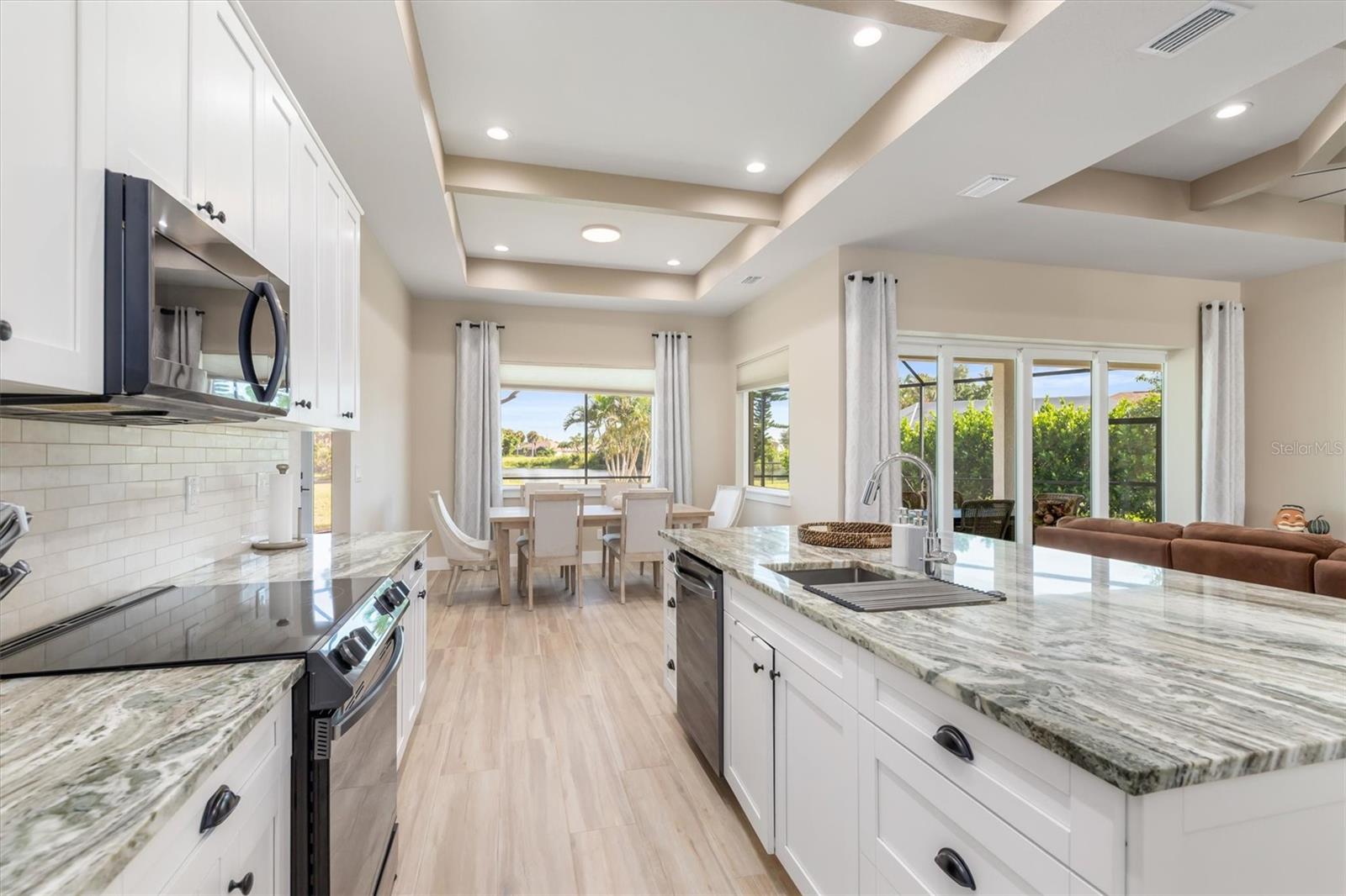 Image 12 of 59 For 2 Sportsman Circle