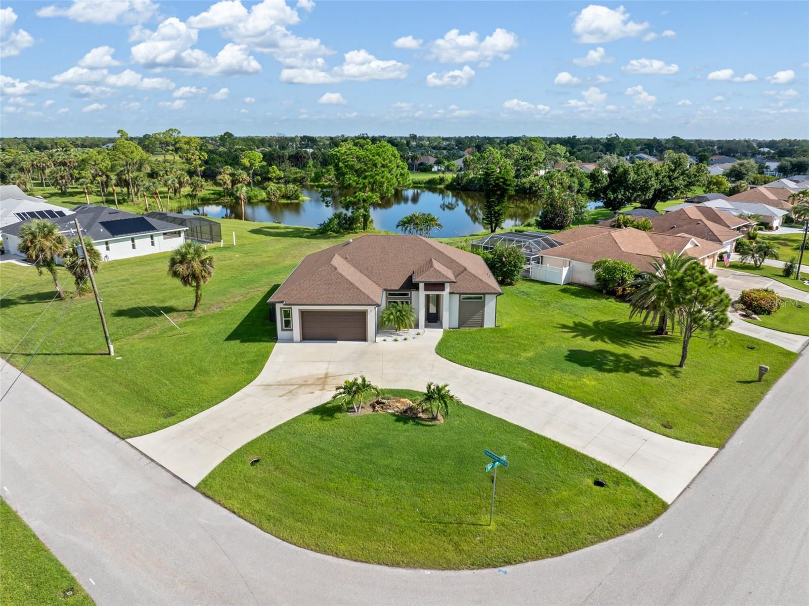 Image 41 of 59 For 2 Sportsman Circle