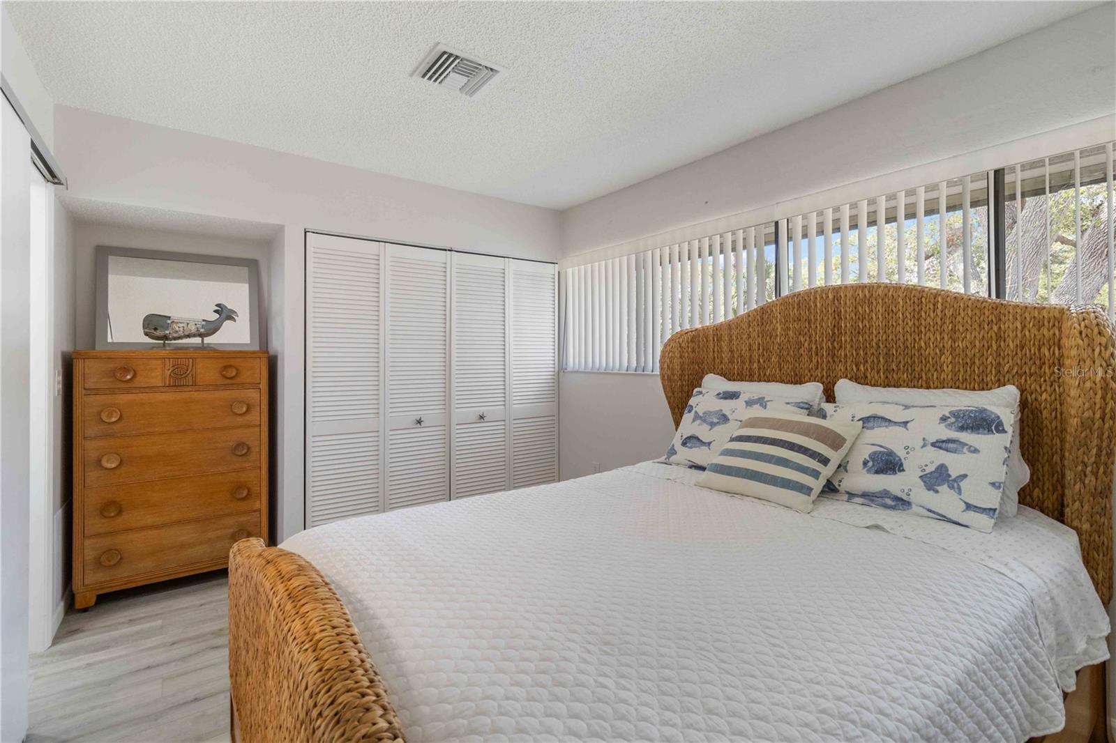 Image 23 of 38 For 3505 Longmeadow  3