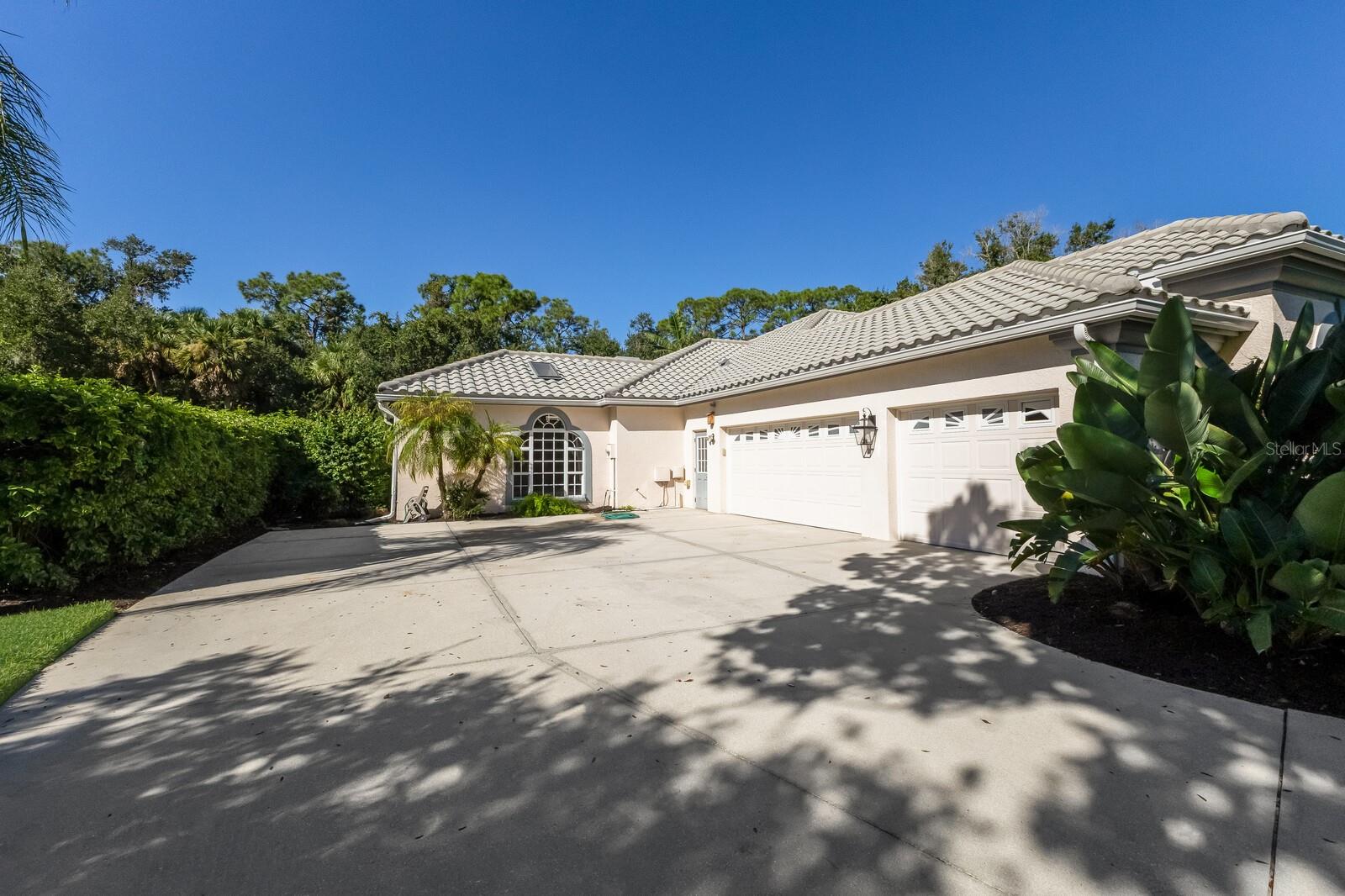Image 5 of 46 For 3226 Dick Wilson Drive