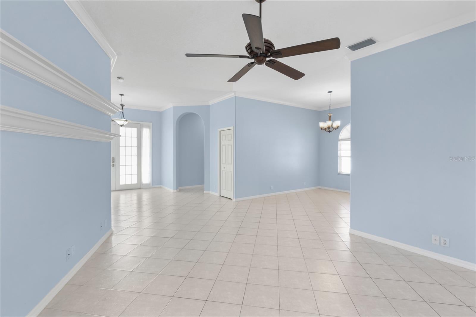 Image 13 of 75 For 4427 Shark Drive