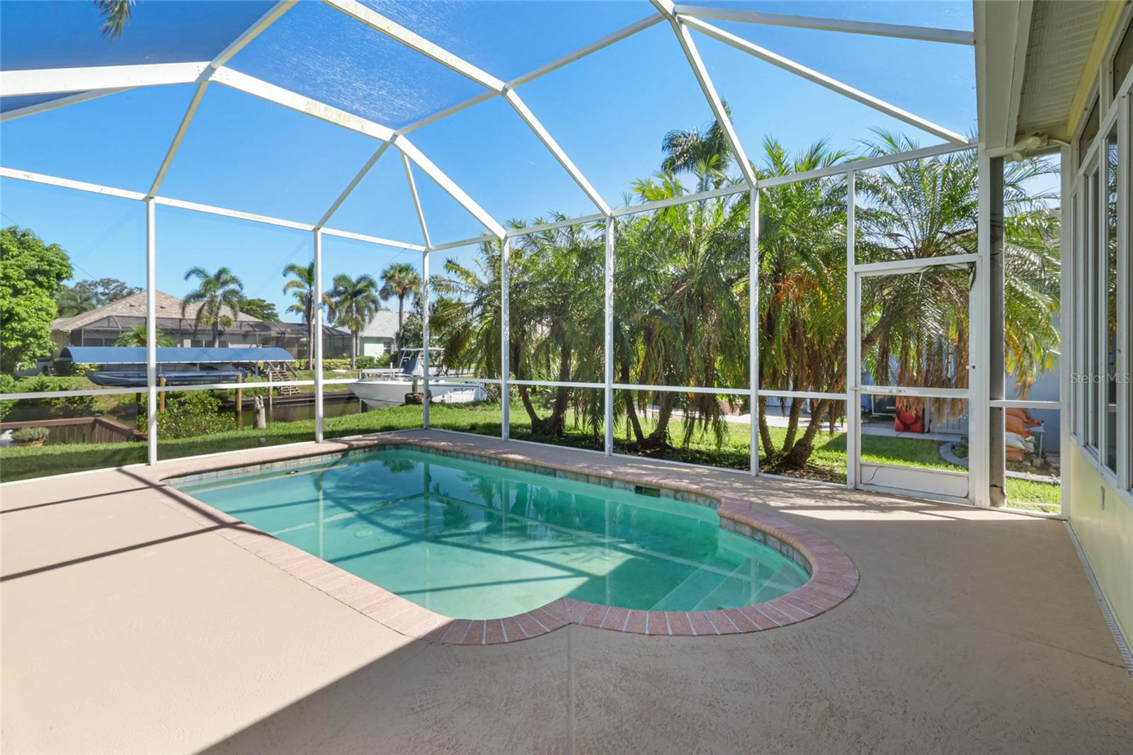 Image 38 of 75 For 4427 Shark Drive