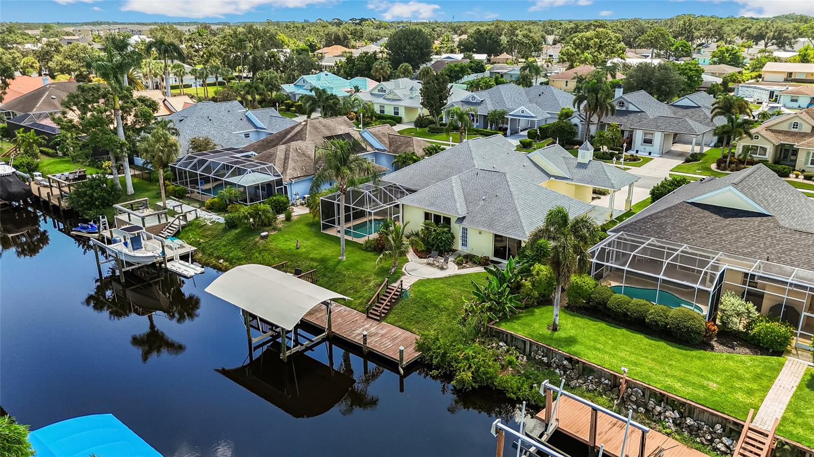 Image 50 of 75 For 4427 Shark Drive