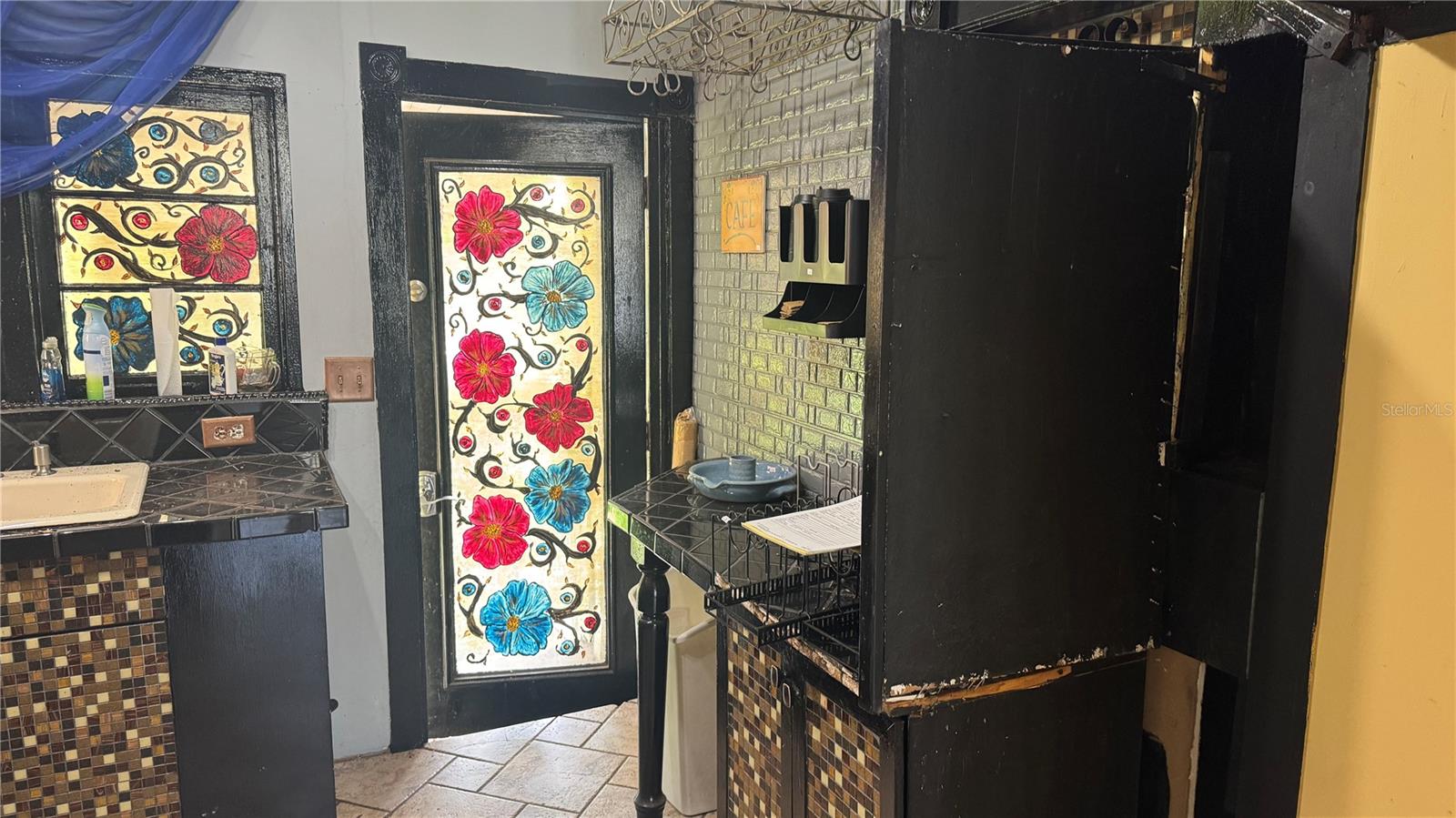 Image 3 of 33 For 1004 26th Street W