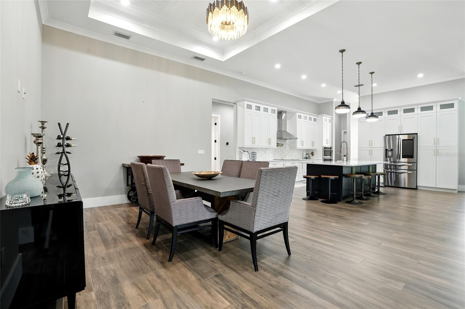 Image 18 of 56 For 709 15th Street Sw