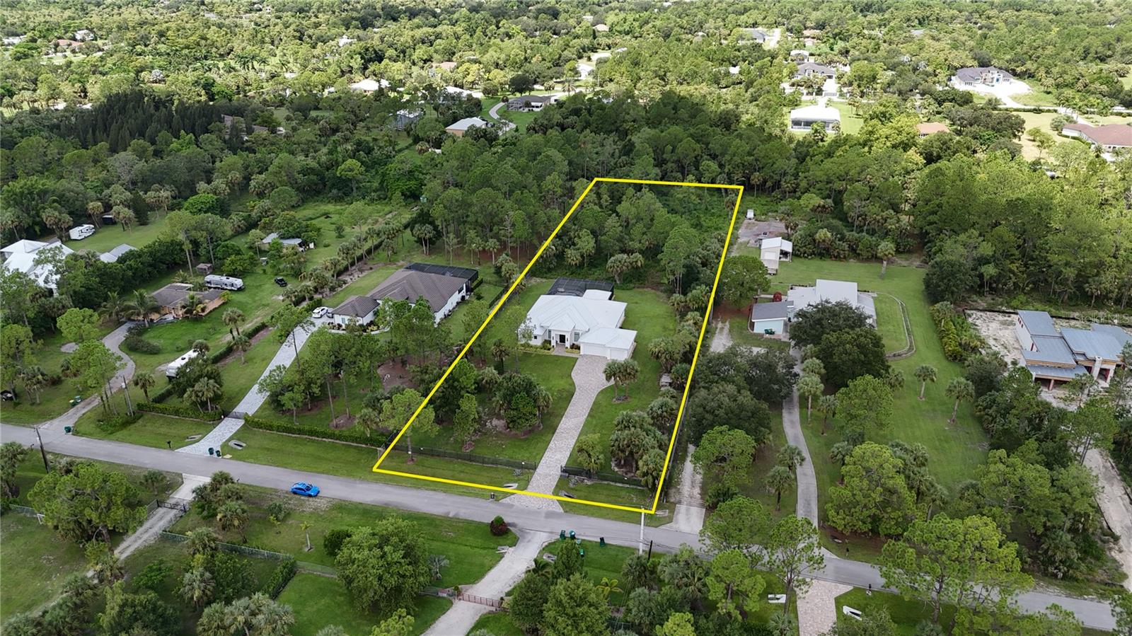 Image 2 of 56 For 709 15th Street Sw