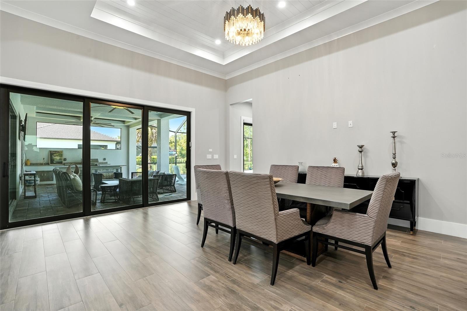 Image 20 of 56 For 709 15th Street Sw