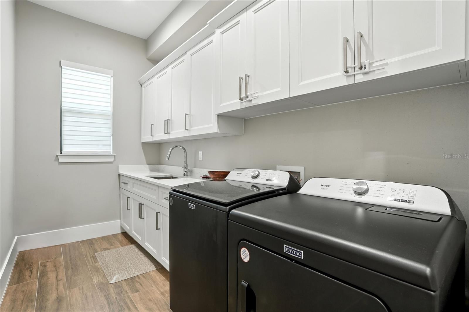 Image 45 of 56 For 709 15th Street Sw