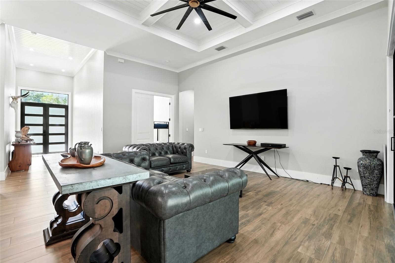 Image 9 of 56 For 709 15th Street Sw