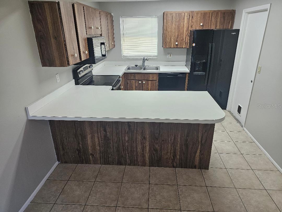 Image 3 of 12 For 4005 27th Avenue W