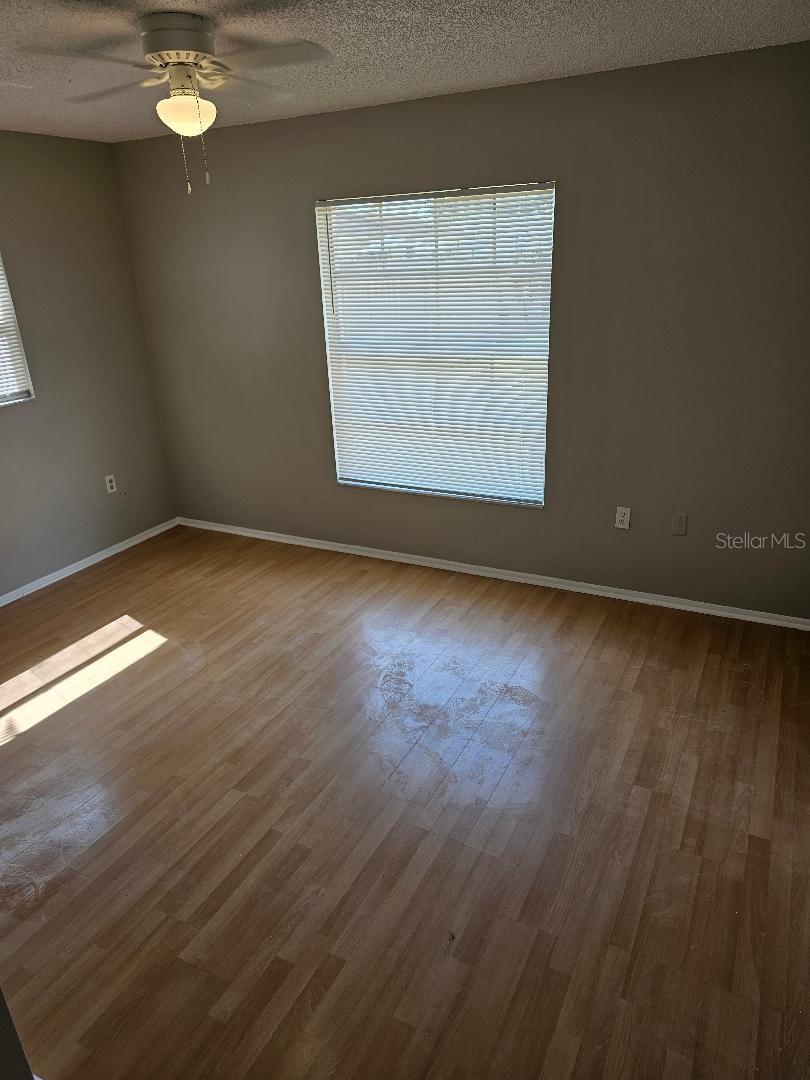 Image 6 of 12 For 4005 27th Avenue W