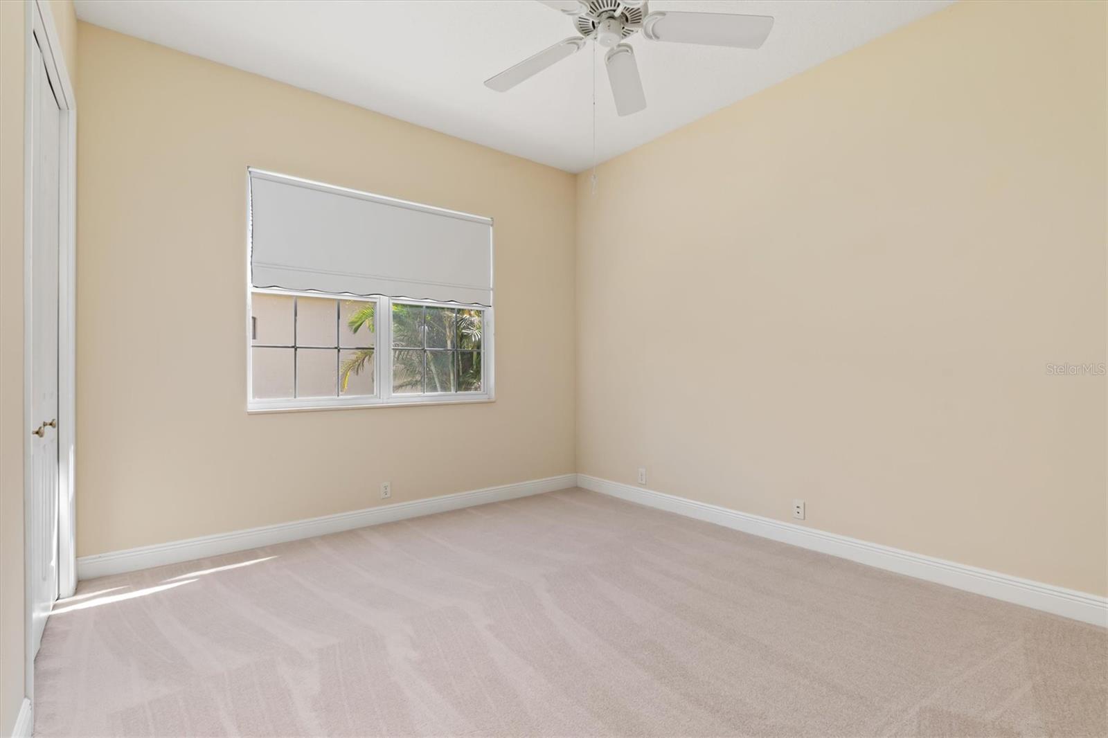 Image 35 of 63 For 8986 Bloomfield Boulevard