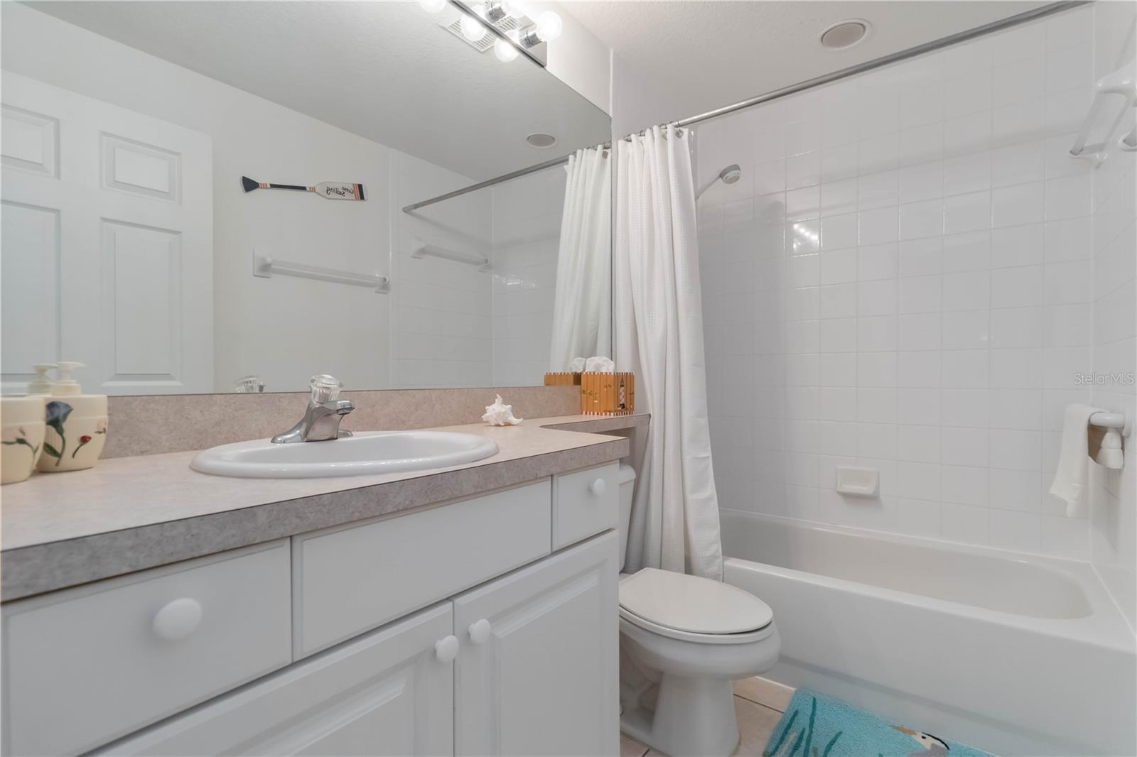Image 19 of 42 For 7064 Strand Circle 101