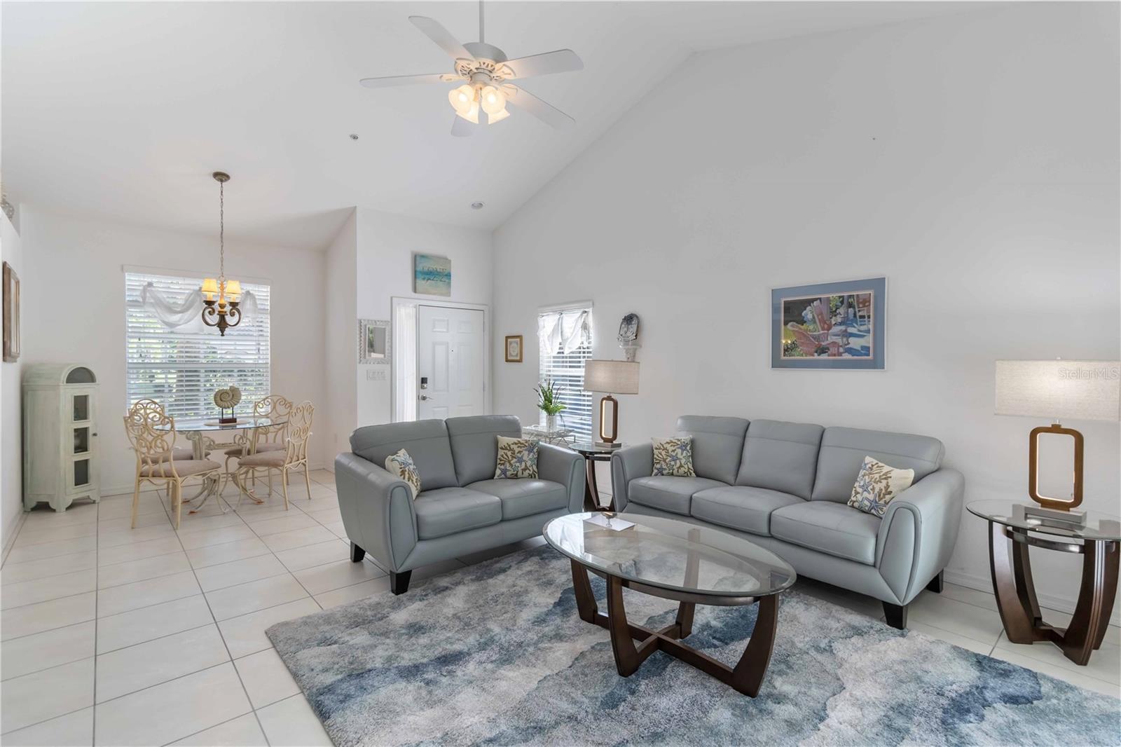 Image 2 of 42 For 7064 Strand Circle 101
