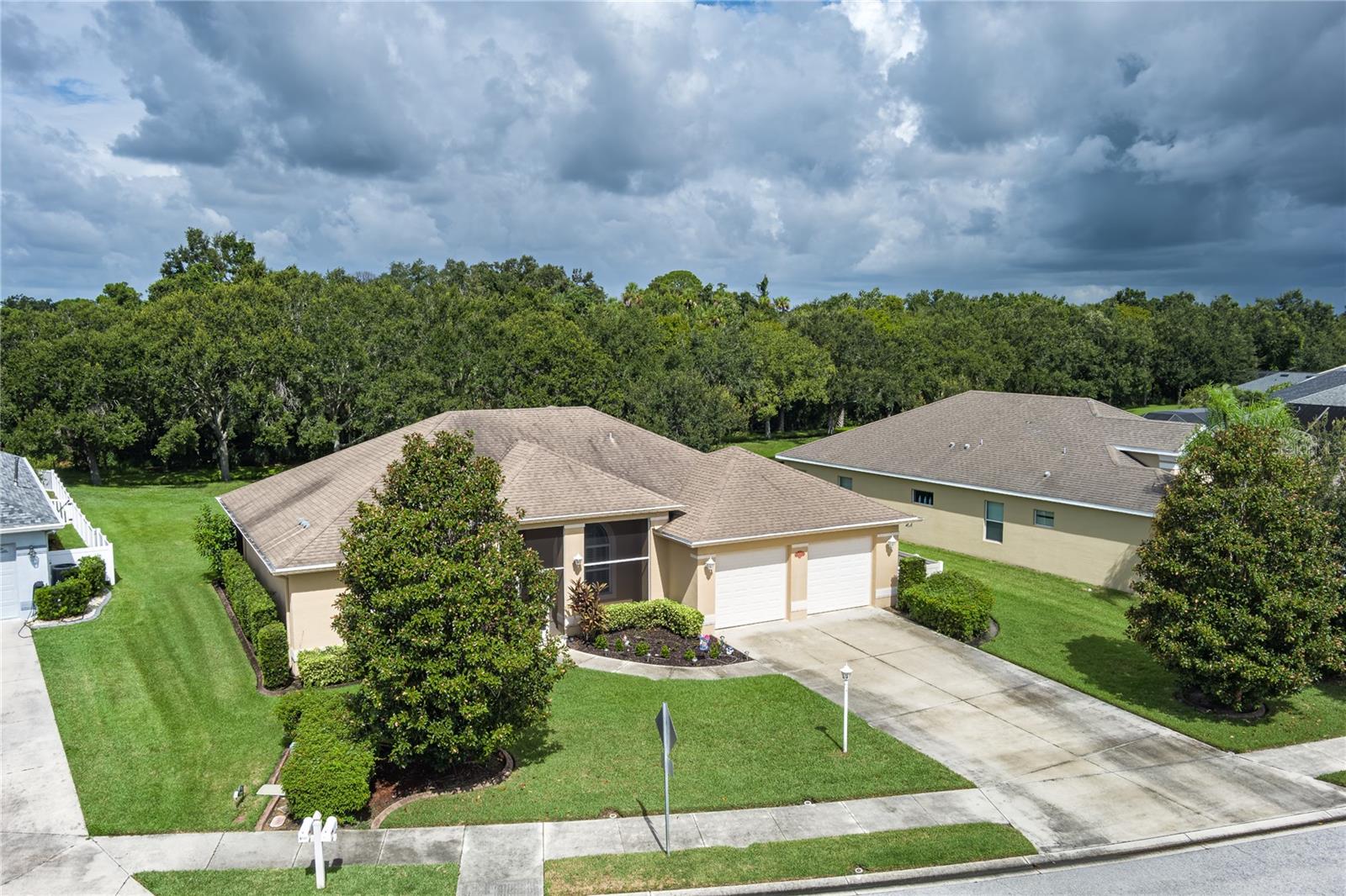 Image 4 of 39 For 4510 29th Avenue Circle E