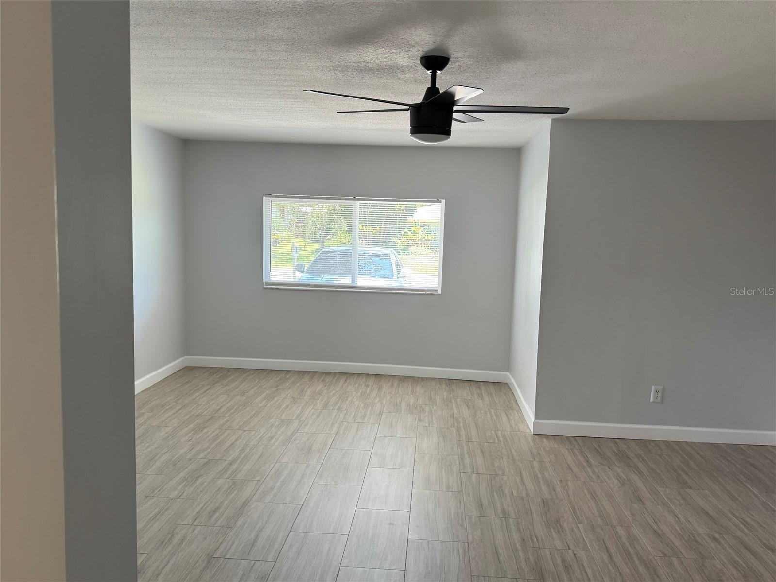 Image 15 of 40 For 2451 Nassau Street