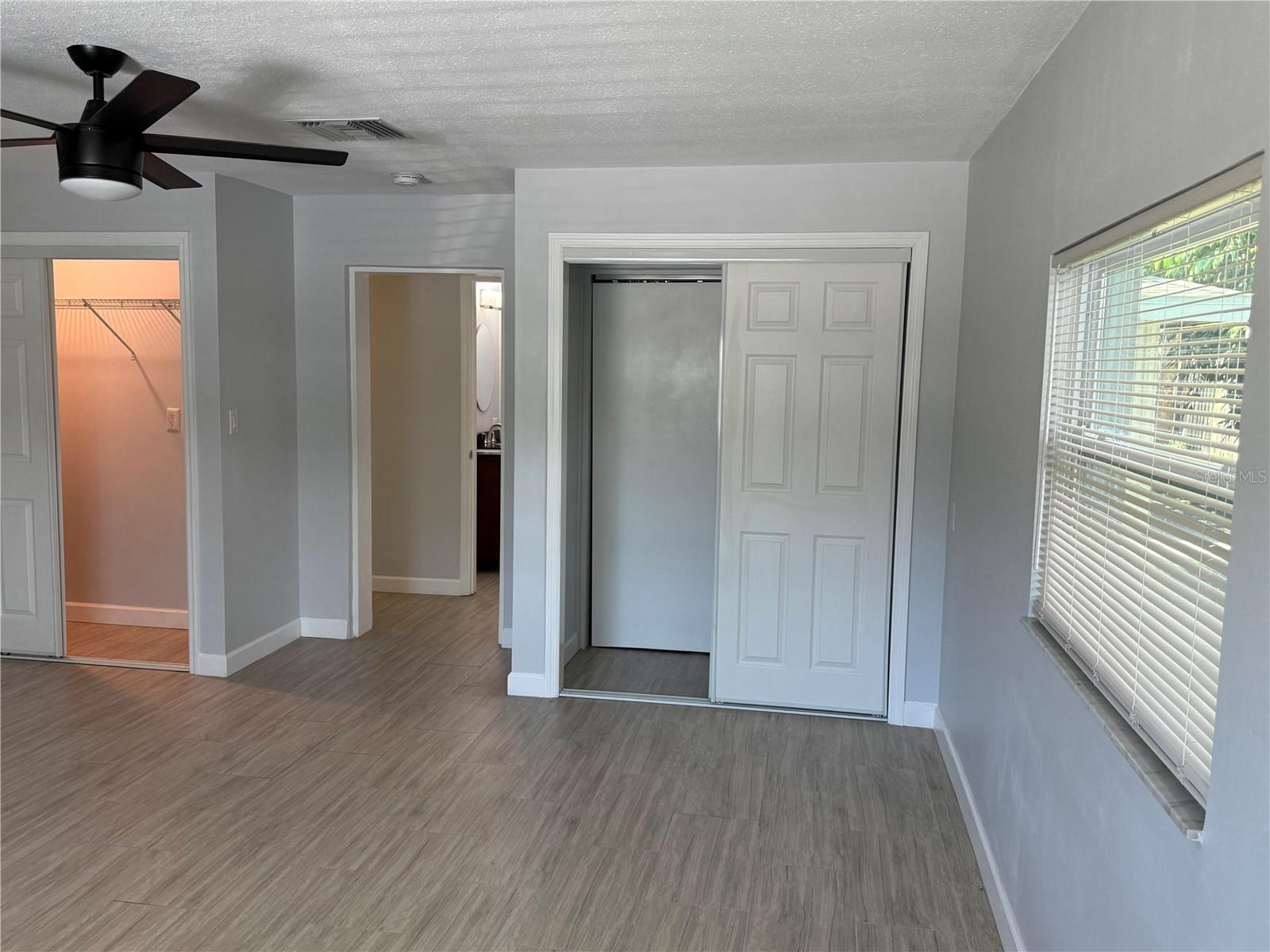 Image 22 of 40 For 2451 Nassau Street