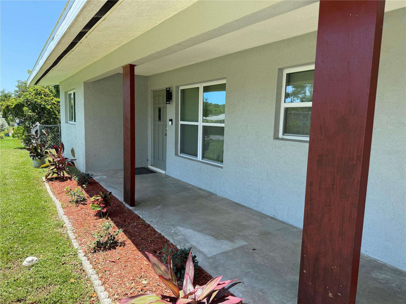 Image 3 of 40 For 2451 Nassau Street