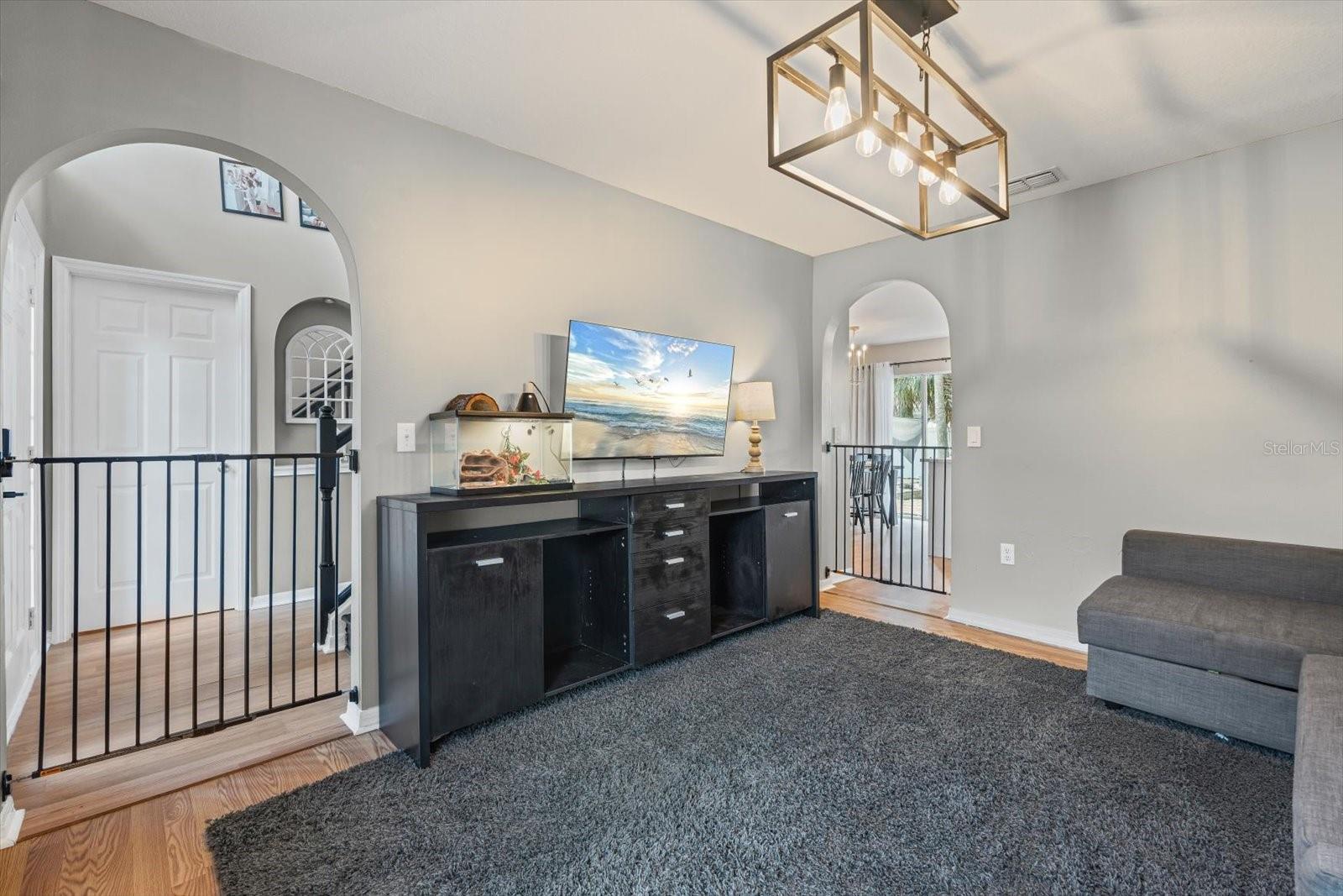 Image 17 of 51 For 3294 Shalimar Terrace