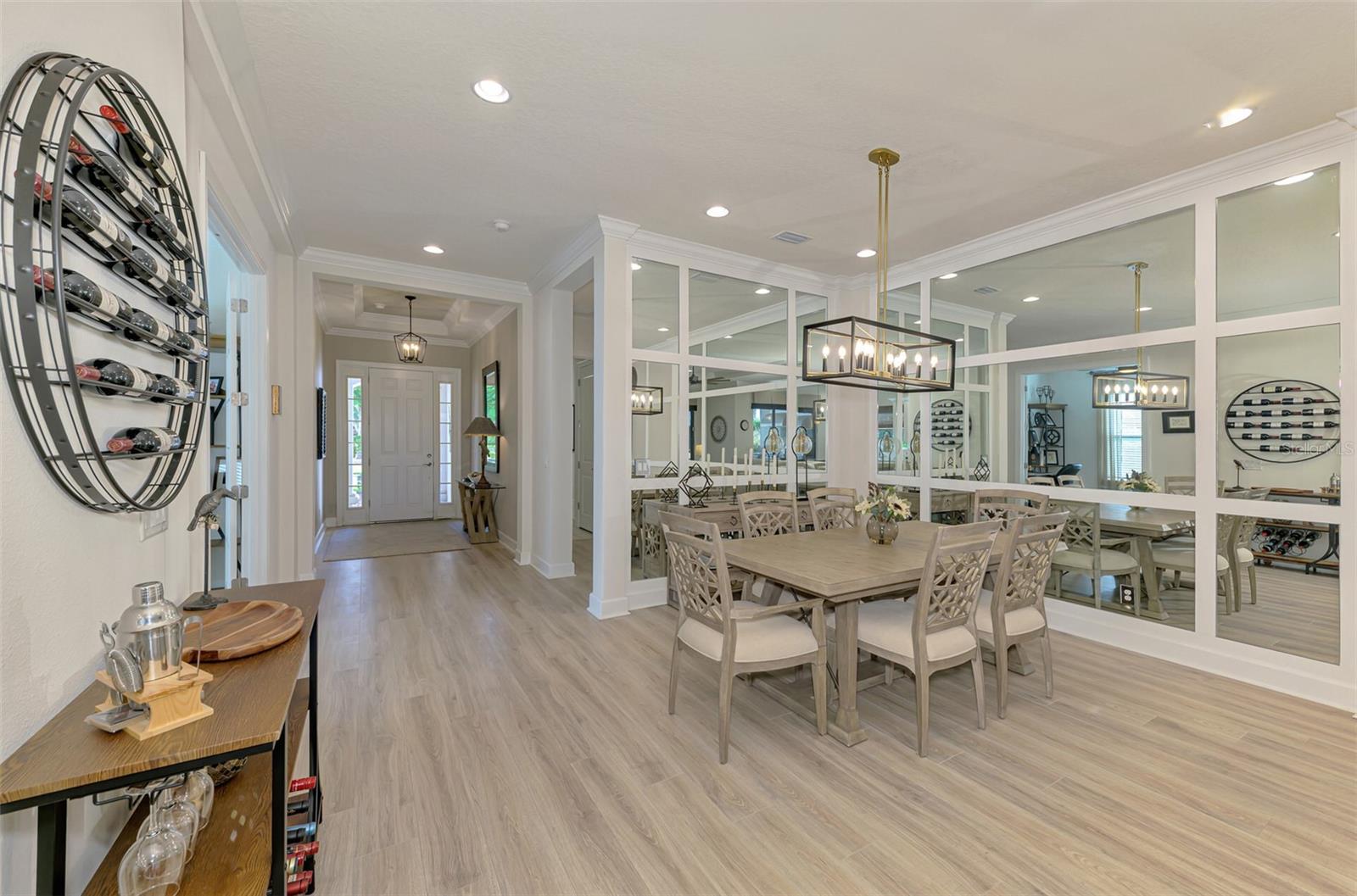 Image 10 of 96 For 5512 Lampiasi Street