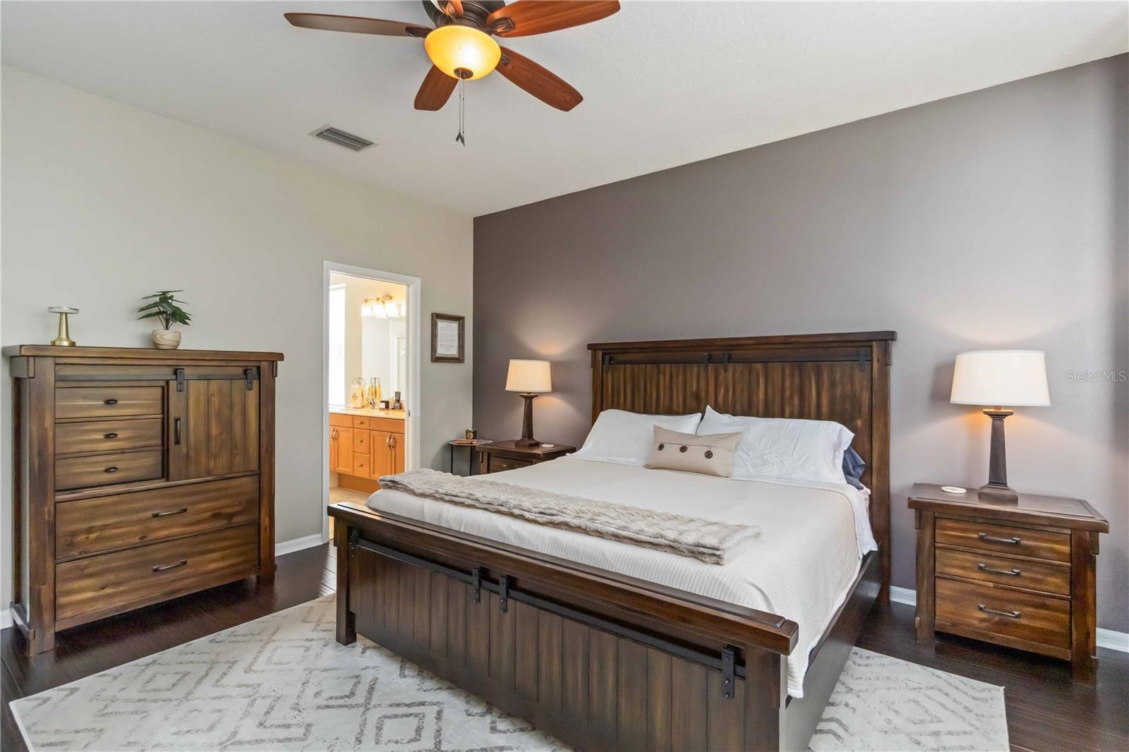 Image 18 of 31 For 12375 30th Street E