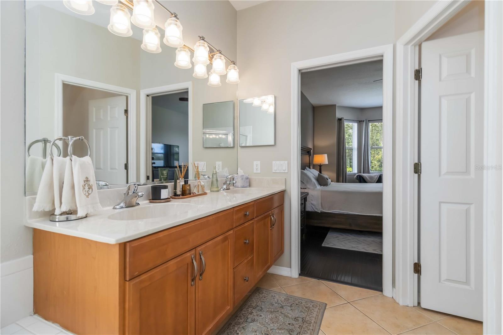 Image 21 of 31 For 12375 30th Street E