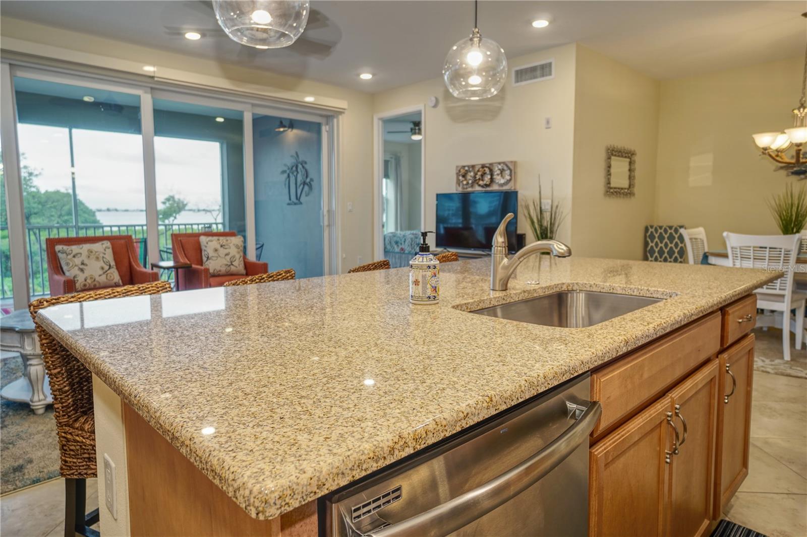 Image 18 of 49 For 392 Aruba Circle 102
