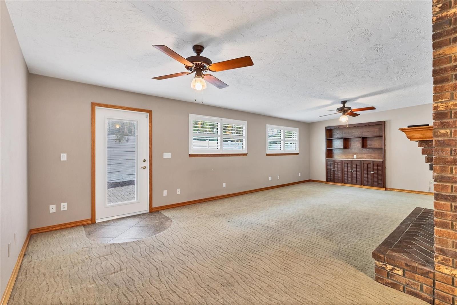 Image 14 of 32 For 3072 Meyer Drive