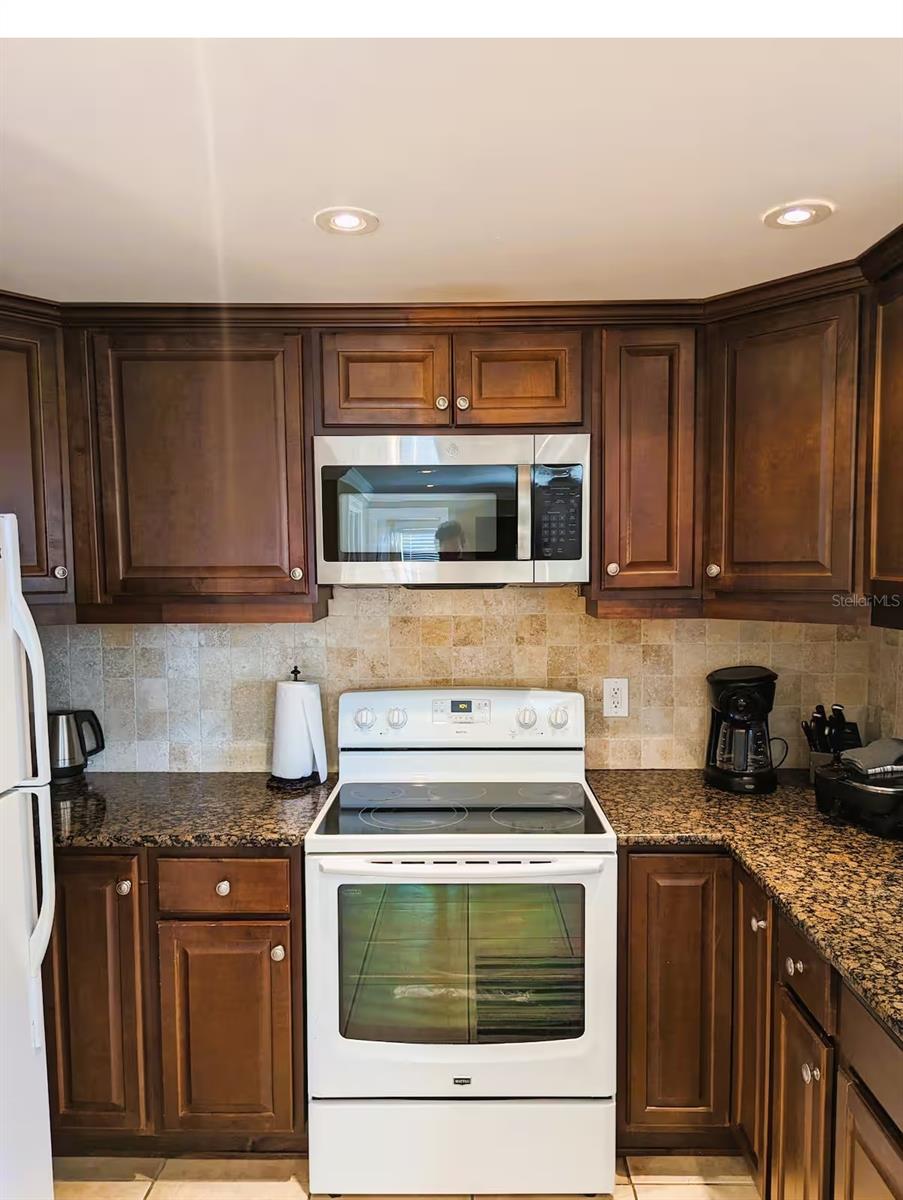 Image 10 of 31 For 695 Alligator Drive