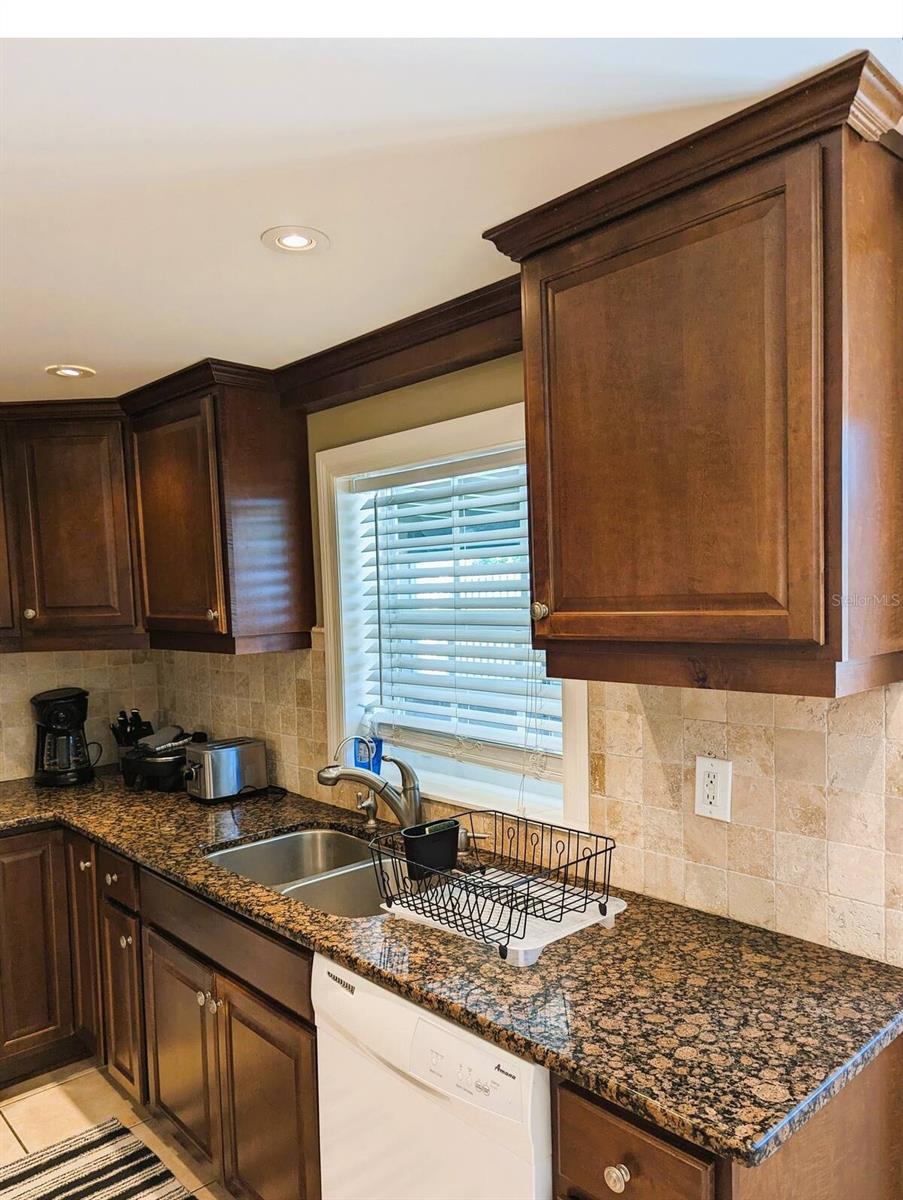 Image 11 of 31 For 695 Alligator Drive