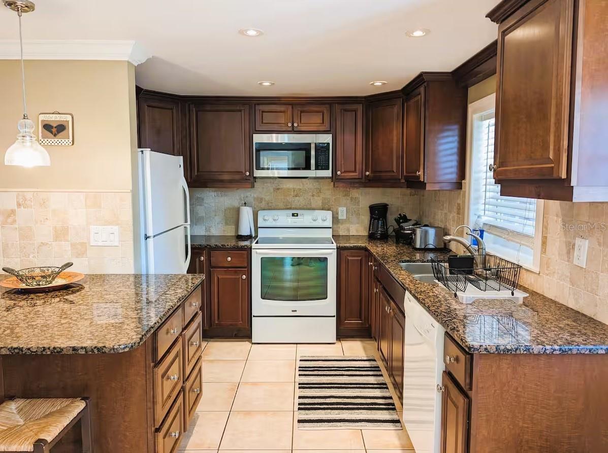 Image 9 of 31 For 695 Alligator Drive