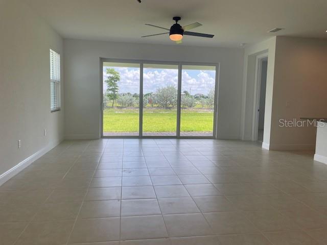 Image 11 of 32 For 216 Vistera Boulevard