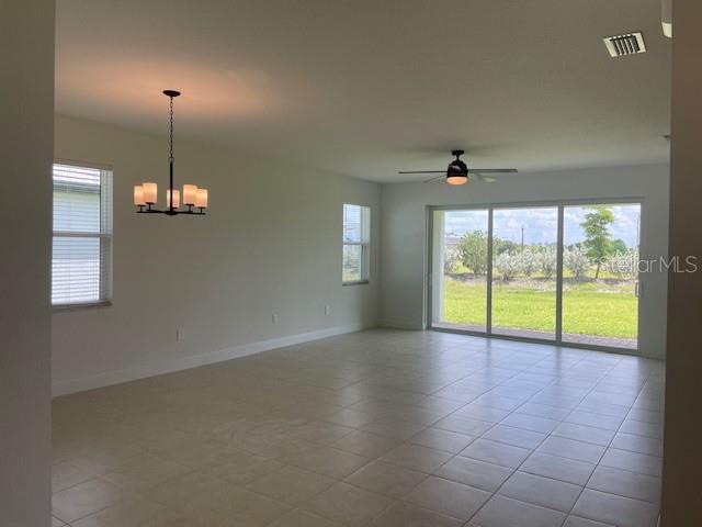 Image 3 of 32 For 216 Vistera Boulevard