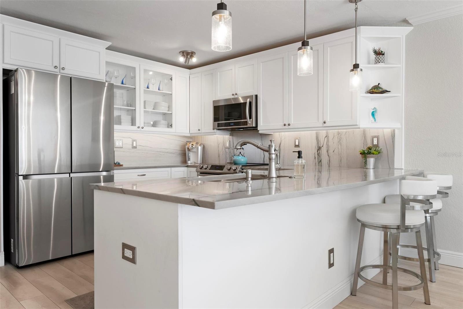Image 12 of 34 For 743 Manatee Avenue 743
