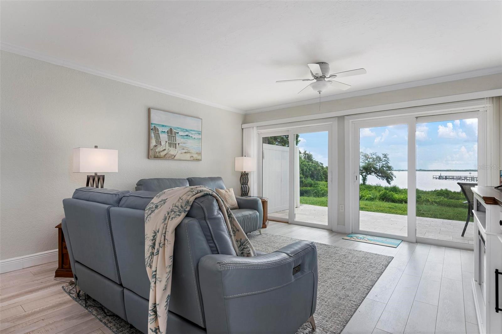 Image 5 of 34 For 743 Manatee Avenue 743