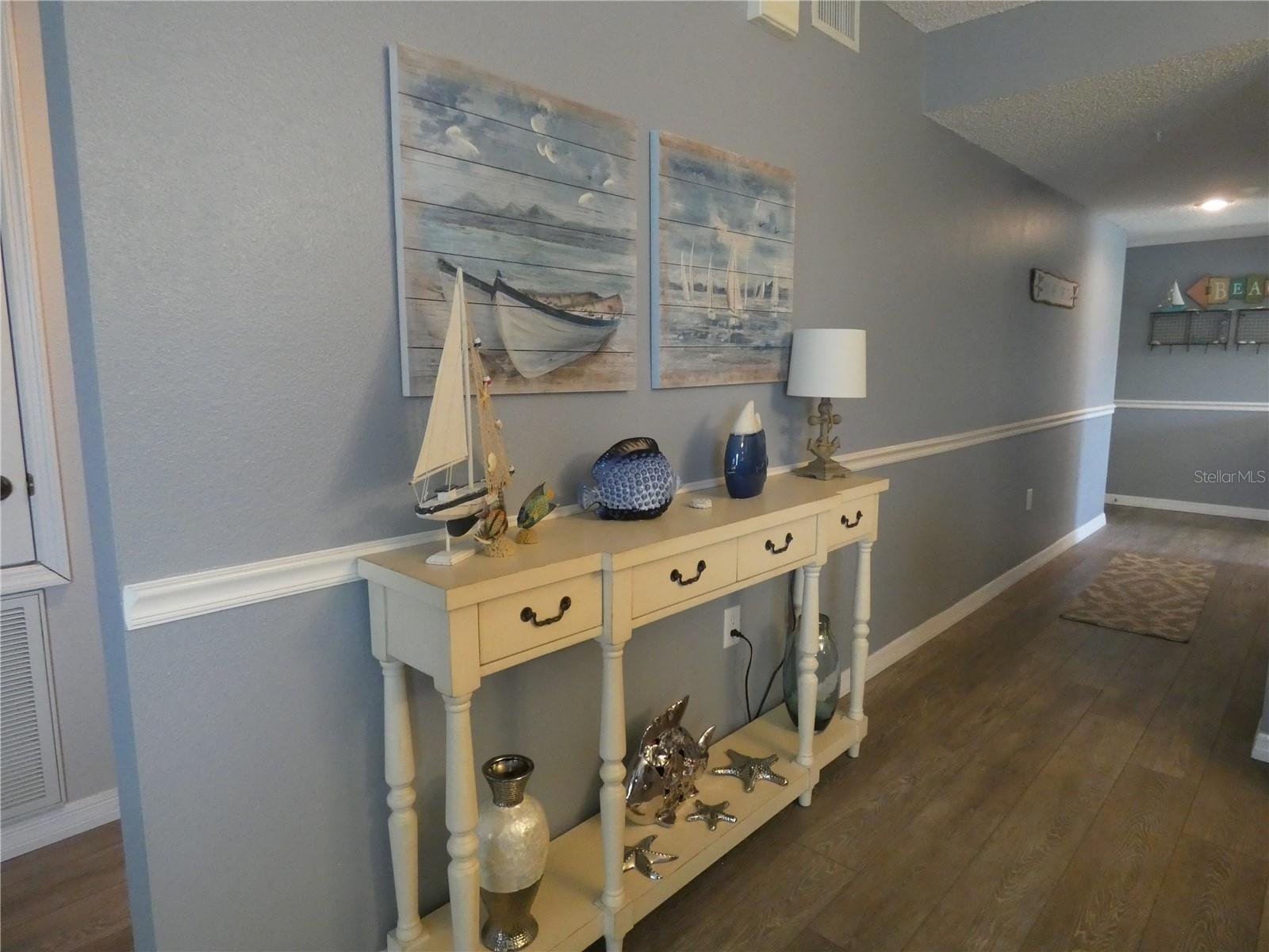 Image 8 of 42 For 9320 Clubside Circle 2208