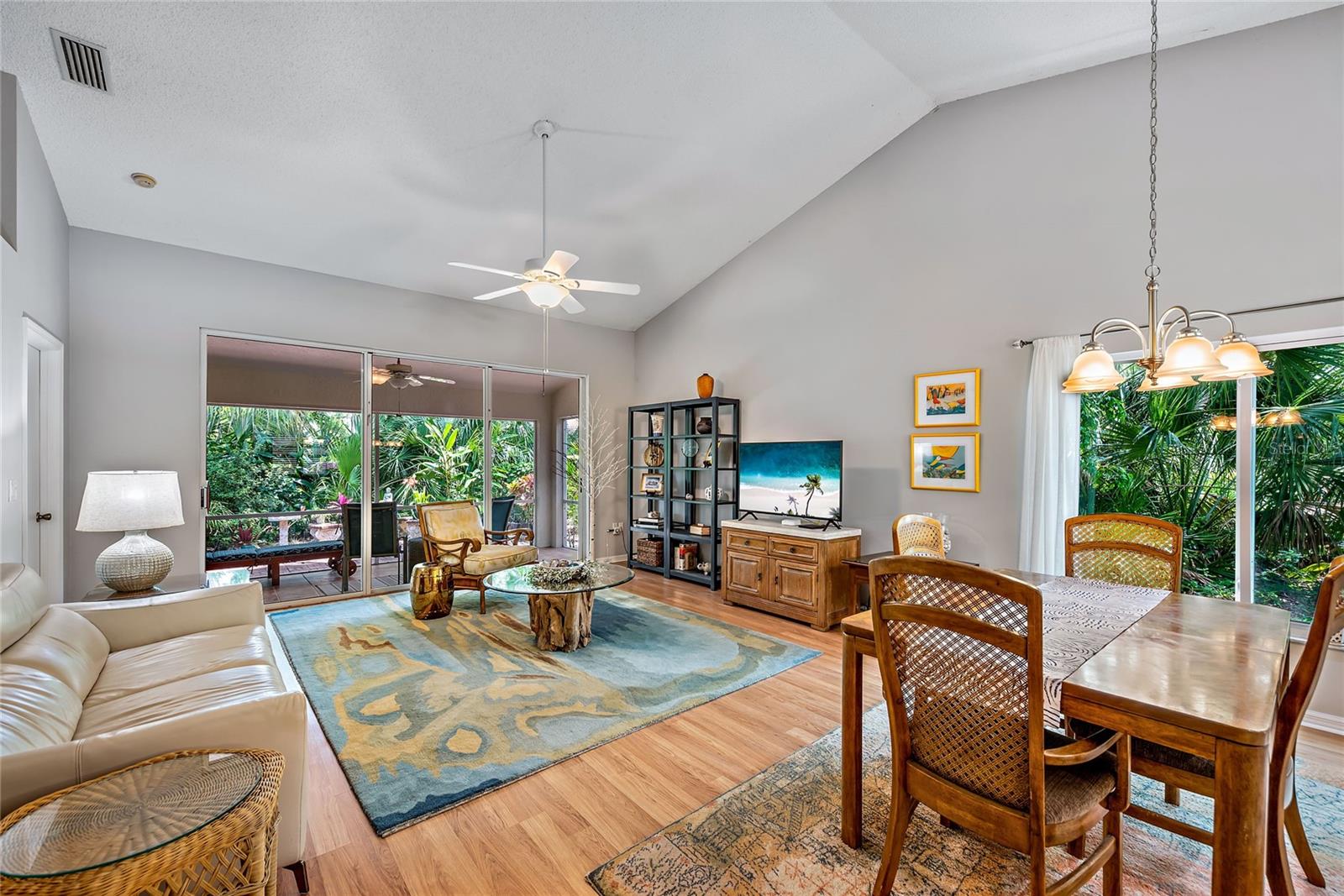 Image 5 of 23 For 4481 Ascot Circle N