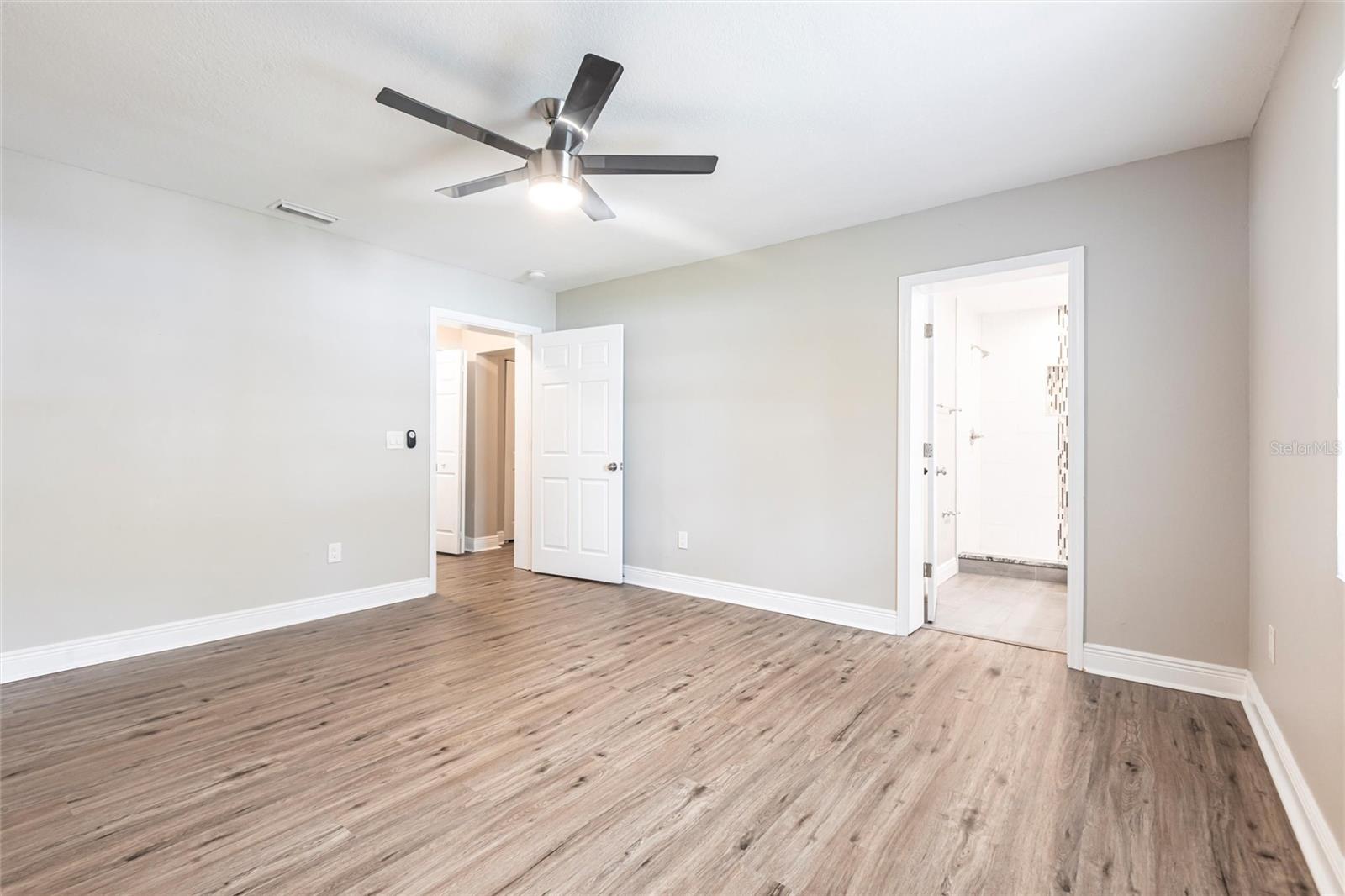 Image 31 of 41 For 6230 Martindale Avenue
