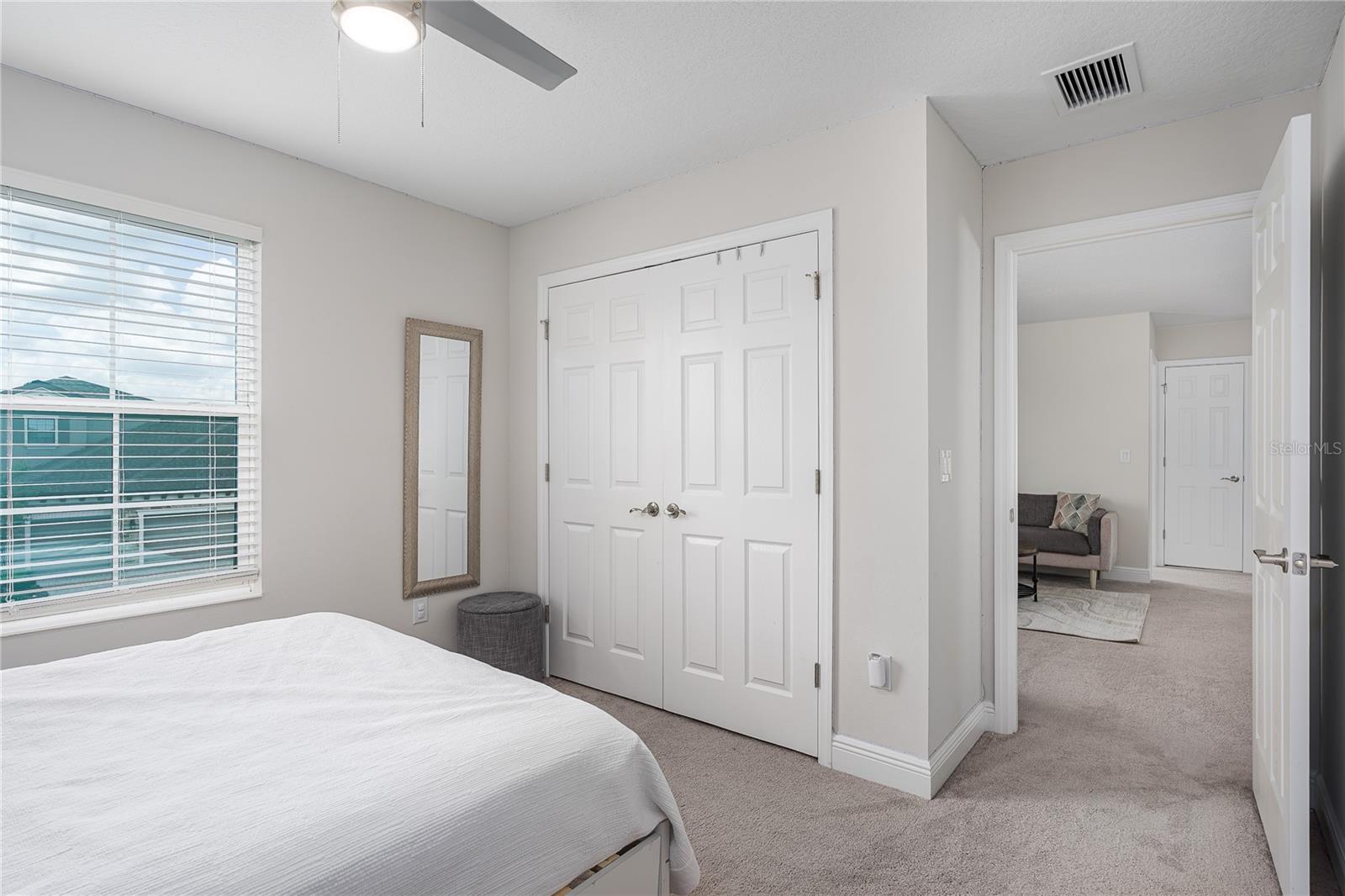 Image 19 of 41 For 13137 Homestead Lane