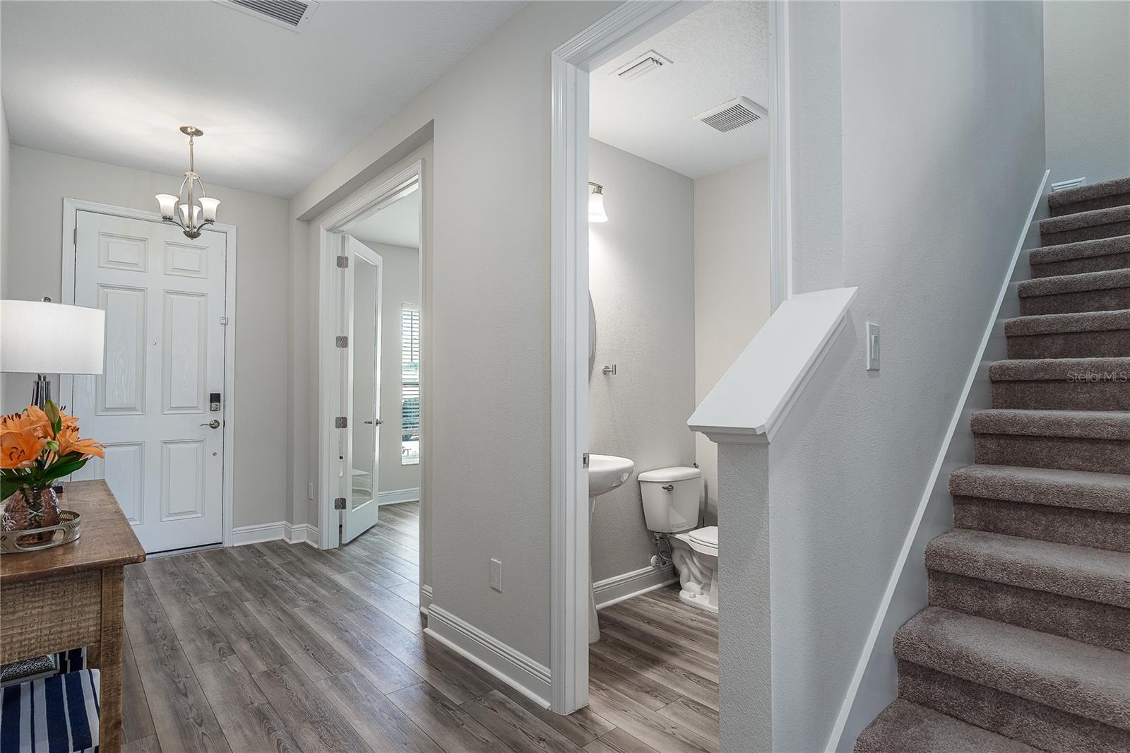 Image 4 of 41 For 13137 Homestead Lane