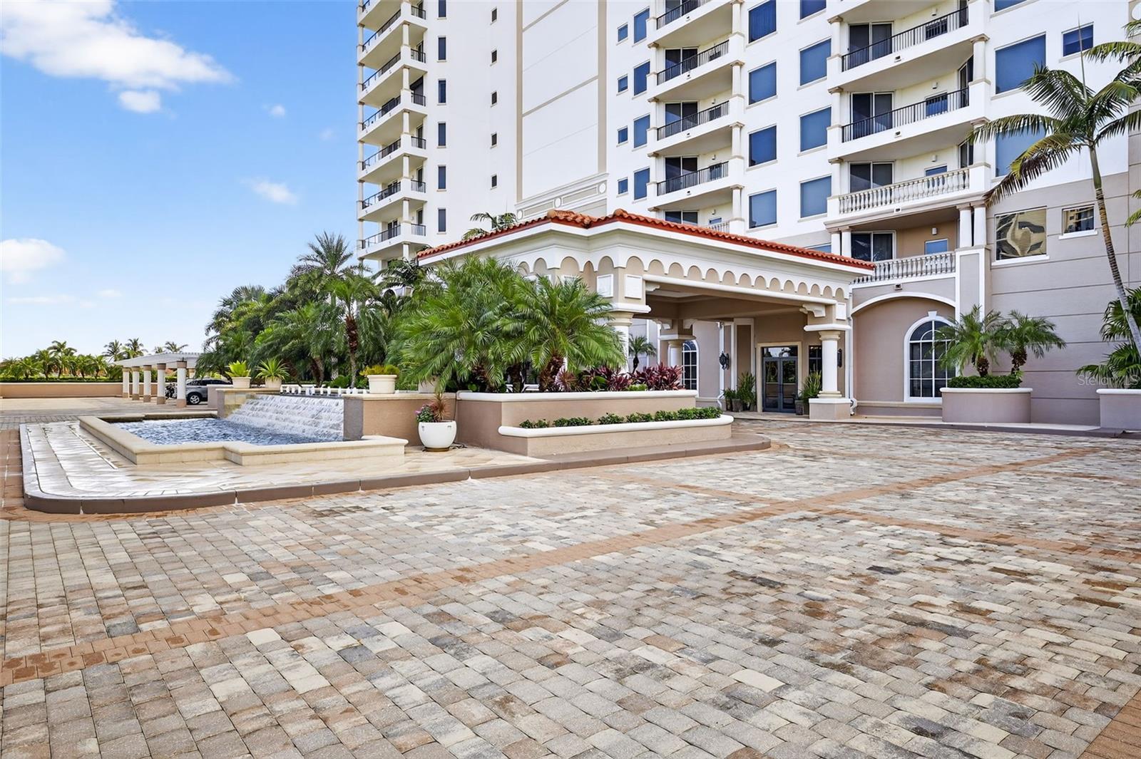 Image 49 of 54 For 1060 Borghese Lane 702