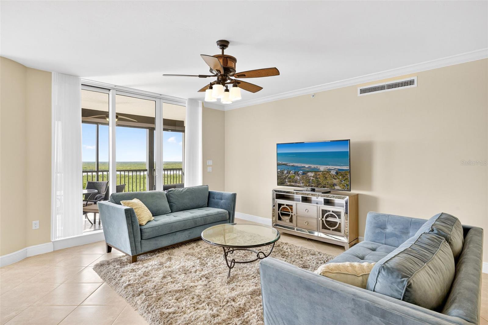 Image 6 of 54 For 1060 Borghese Lane 702