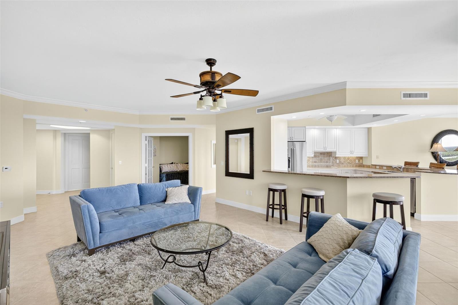 Image 8 of 54 For 1060 Borghese Lane 702