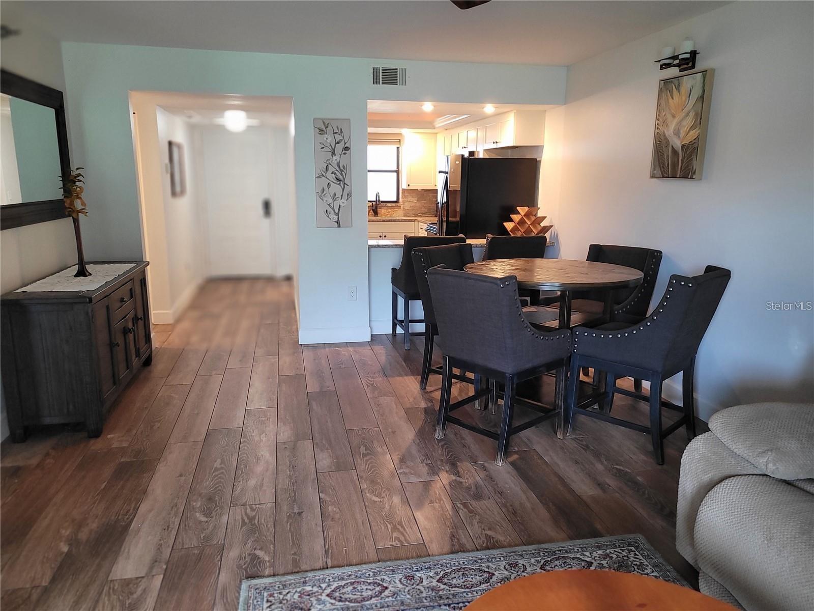 Image 4 of 20 For 104 Capri Isles Boulevard 103