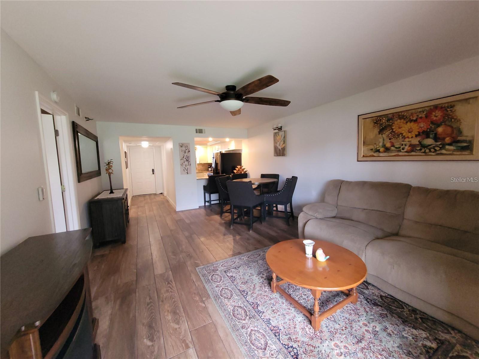 Image 5 of 20 For 104 Capri Isles Boulevard 103