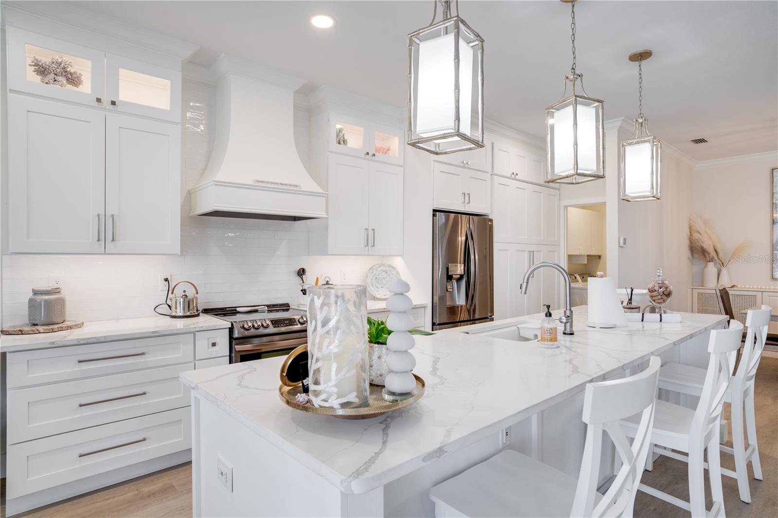 Image 11 of 52 For 4039 Westbourne Circle