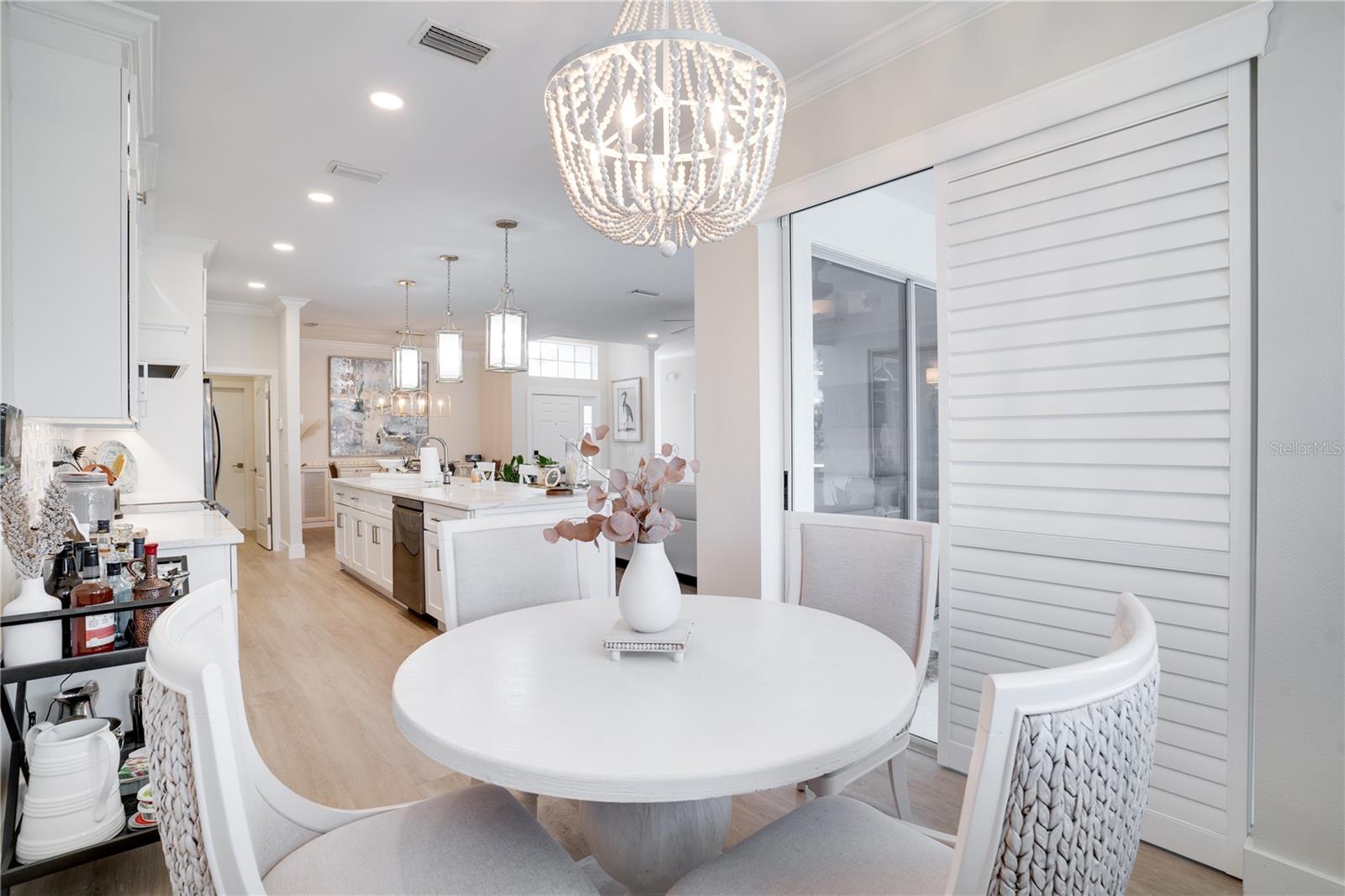 Image 18 of 52 For 4039 Westbourne Circle