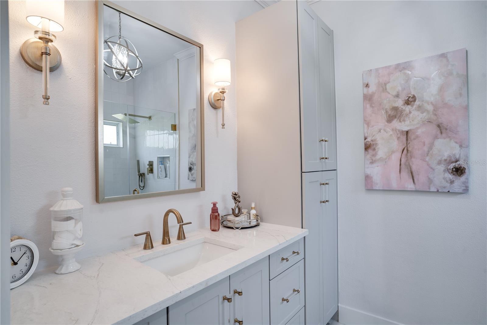 Image 20 of 52 For 4039 Westbourne Circle